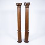 Pair of columns in oak, 19th century
