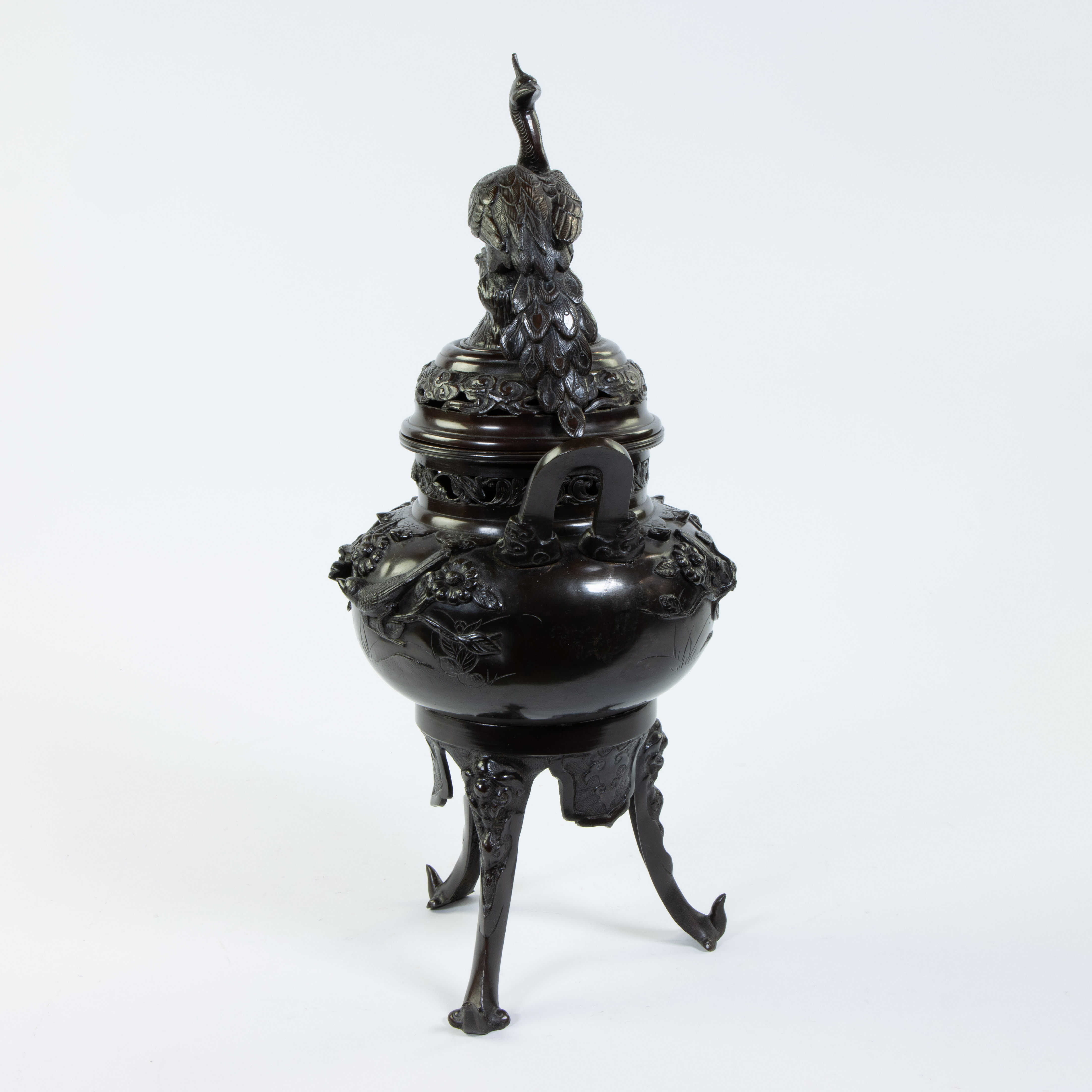 Japanese bronze incense burner, 19th century - Image 4 of 4