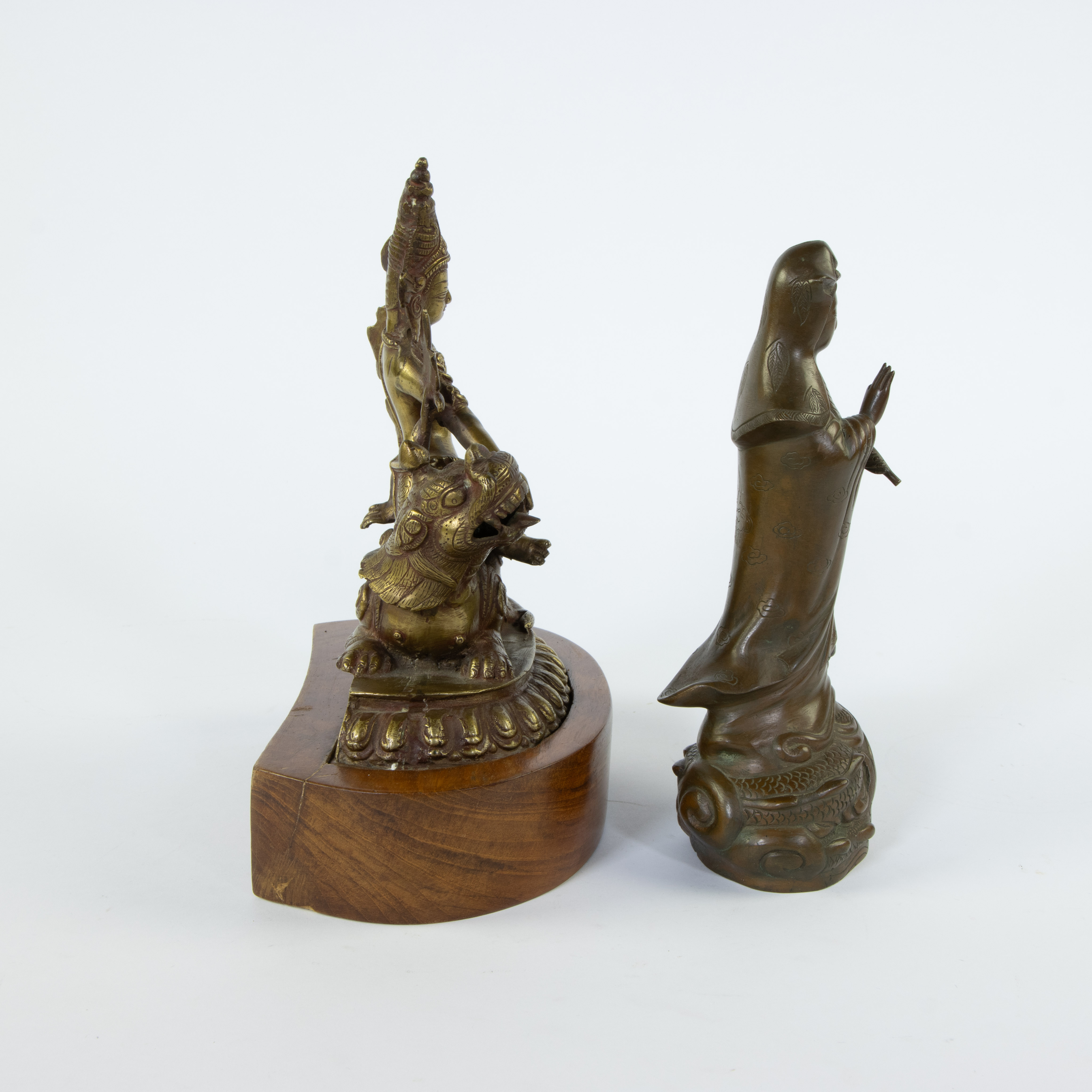 2 Asian bronze figurines - Image 4 of 4