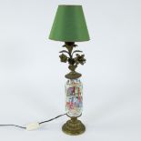 Chinese canton vase transformed into lampadaire