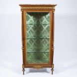 Display case style Louis XVI with glass shelves and bronze fittings