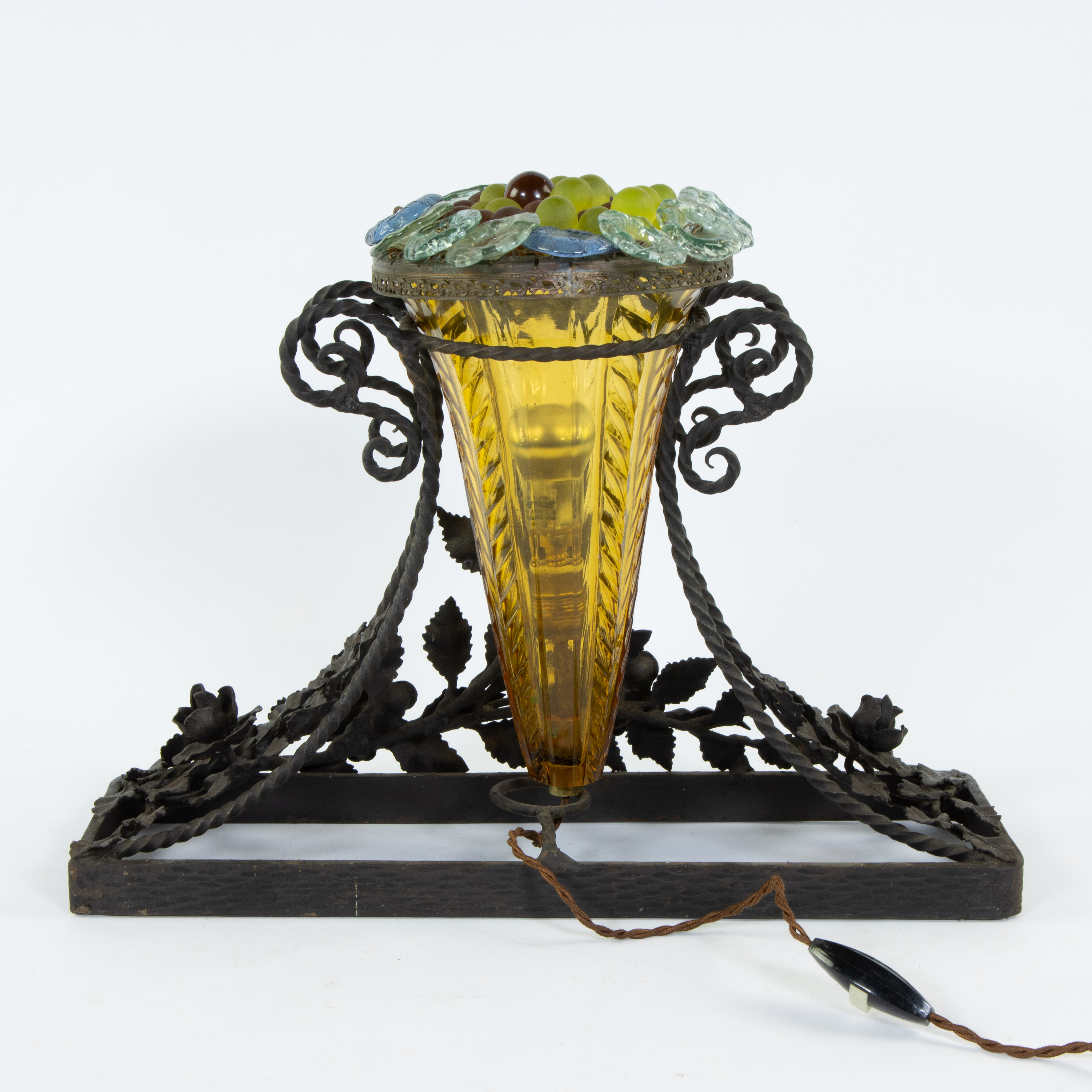 Yellow glass Art Deco vase as lamp in wrought iron frame decorated with leaves and floral motifs - Image 3 of 5