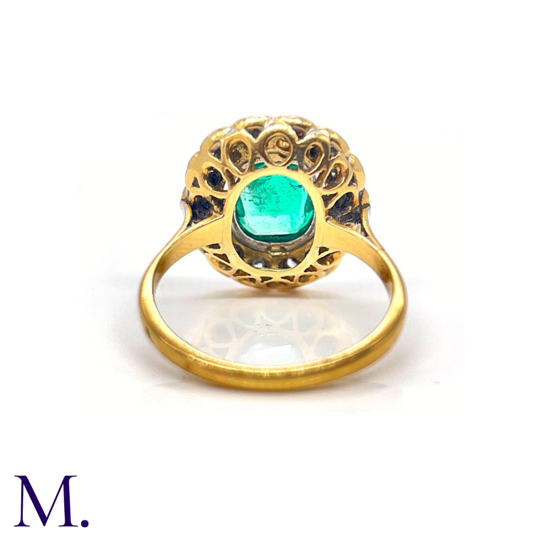 A French Emerald and Diamond Cluster Ring - Image 4 of 4