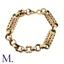 An Antique Fancy Link 9ct Gold Bracelet The 9ct antique fancy link bracelet is made up of engraved