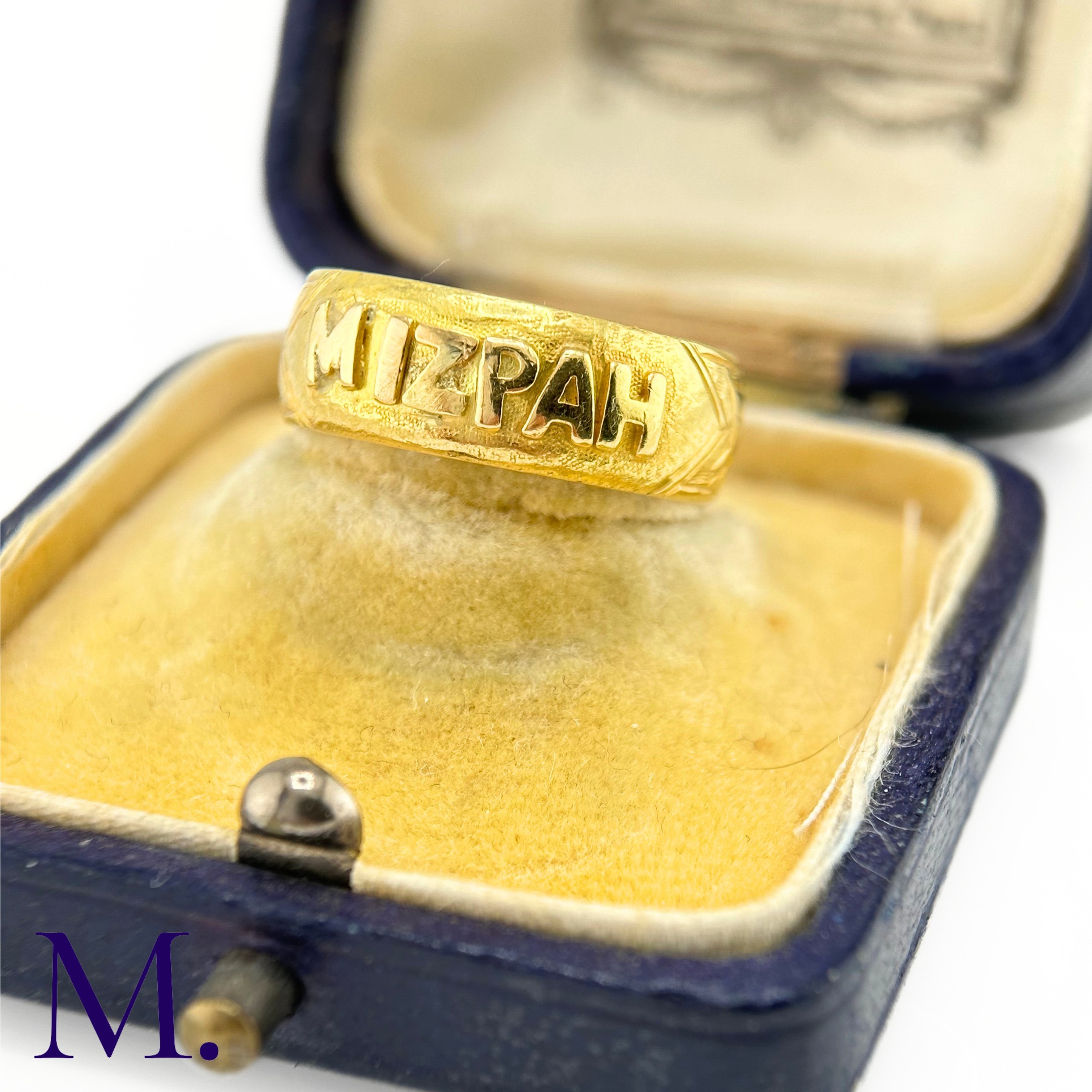 An Antique Gold Mizpah Band The antique 18ct yellow gold band is engraved to the rear and embossed - Image 6 of 6