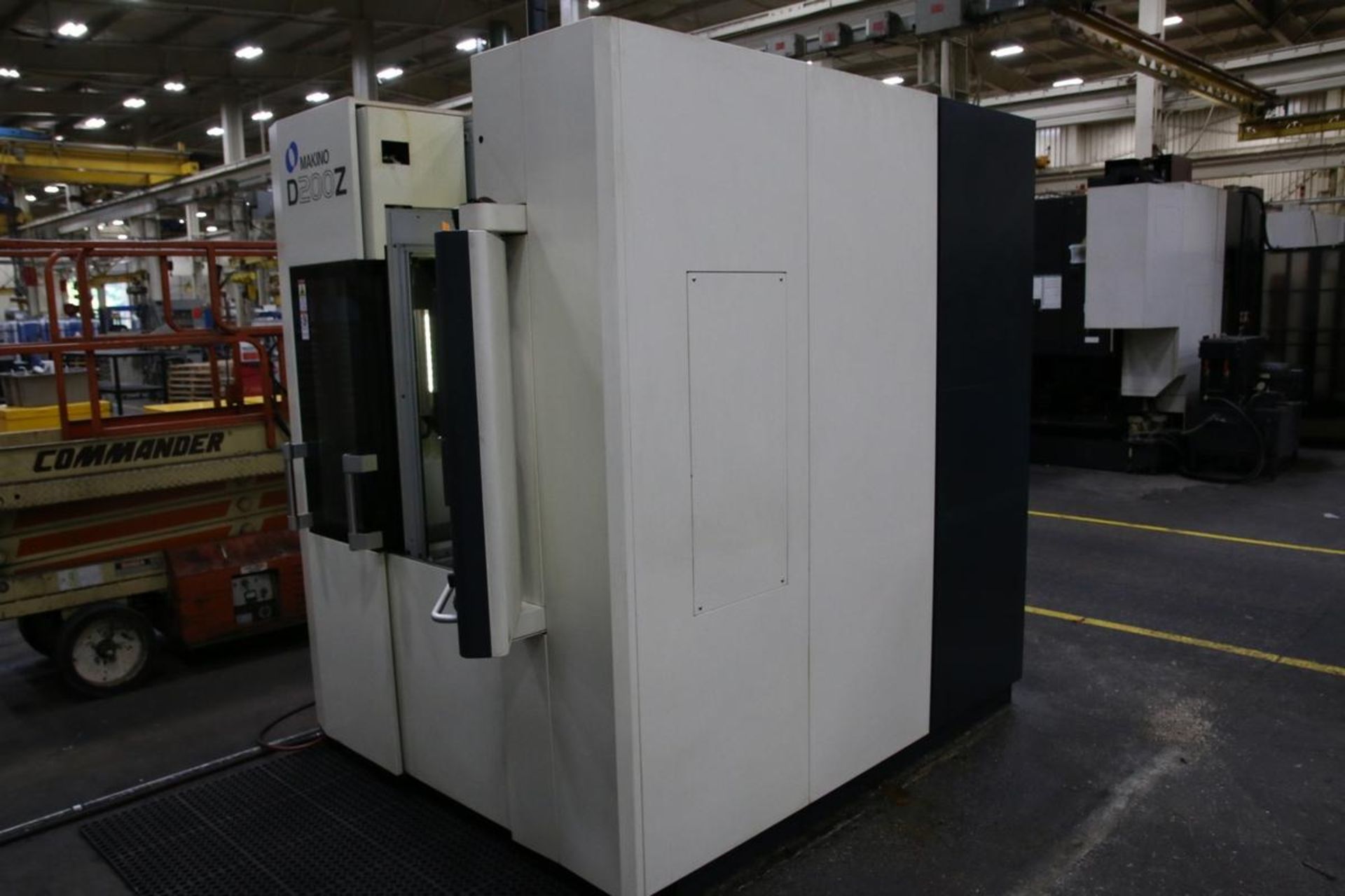 2018 Makino D200Z 5-Axis High Speed CNC Vertical Machining Center - Image 7 of 20
