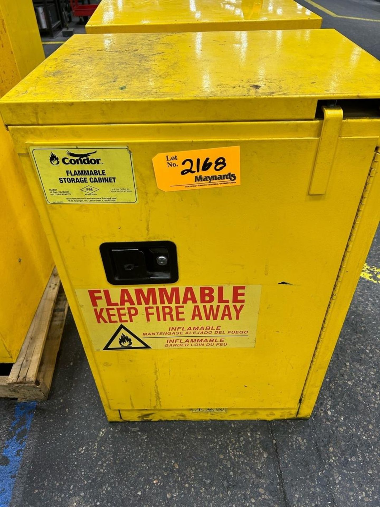Coridor Key Locked Industrial Flammable Storage Cabinet