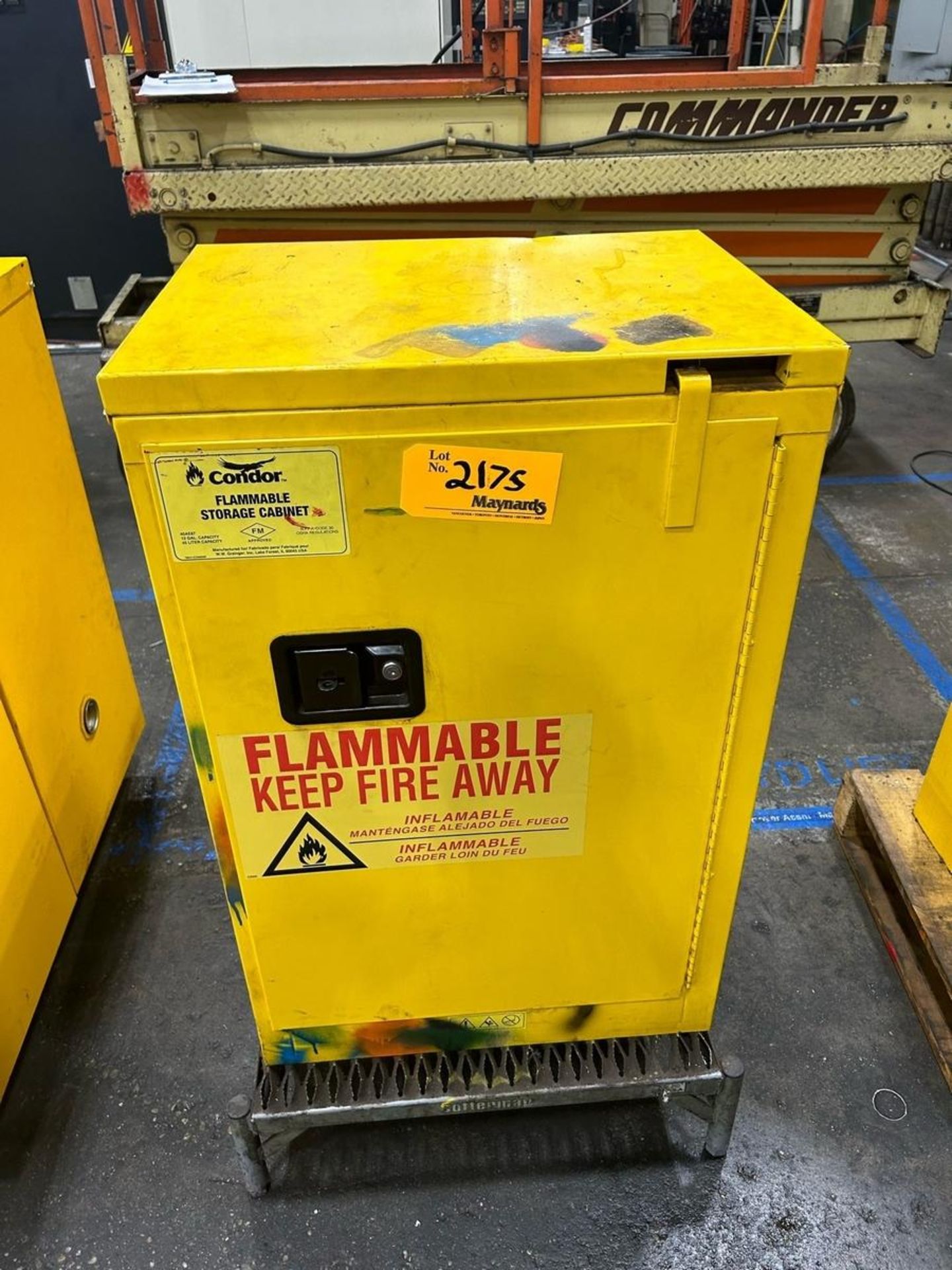 Coridor Key Locked Industrial Flammable Storage Cabinet