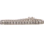 DIAMOND LINE BRACELET