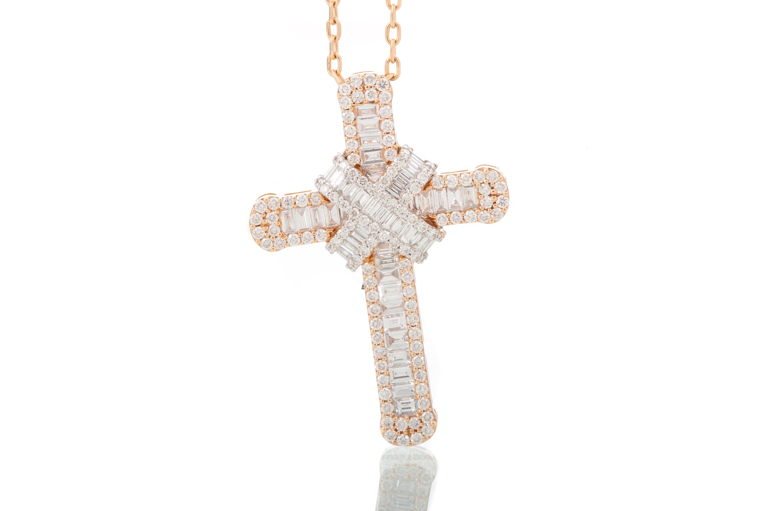 DIAMOND CROSS PENDANT