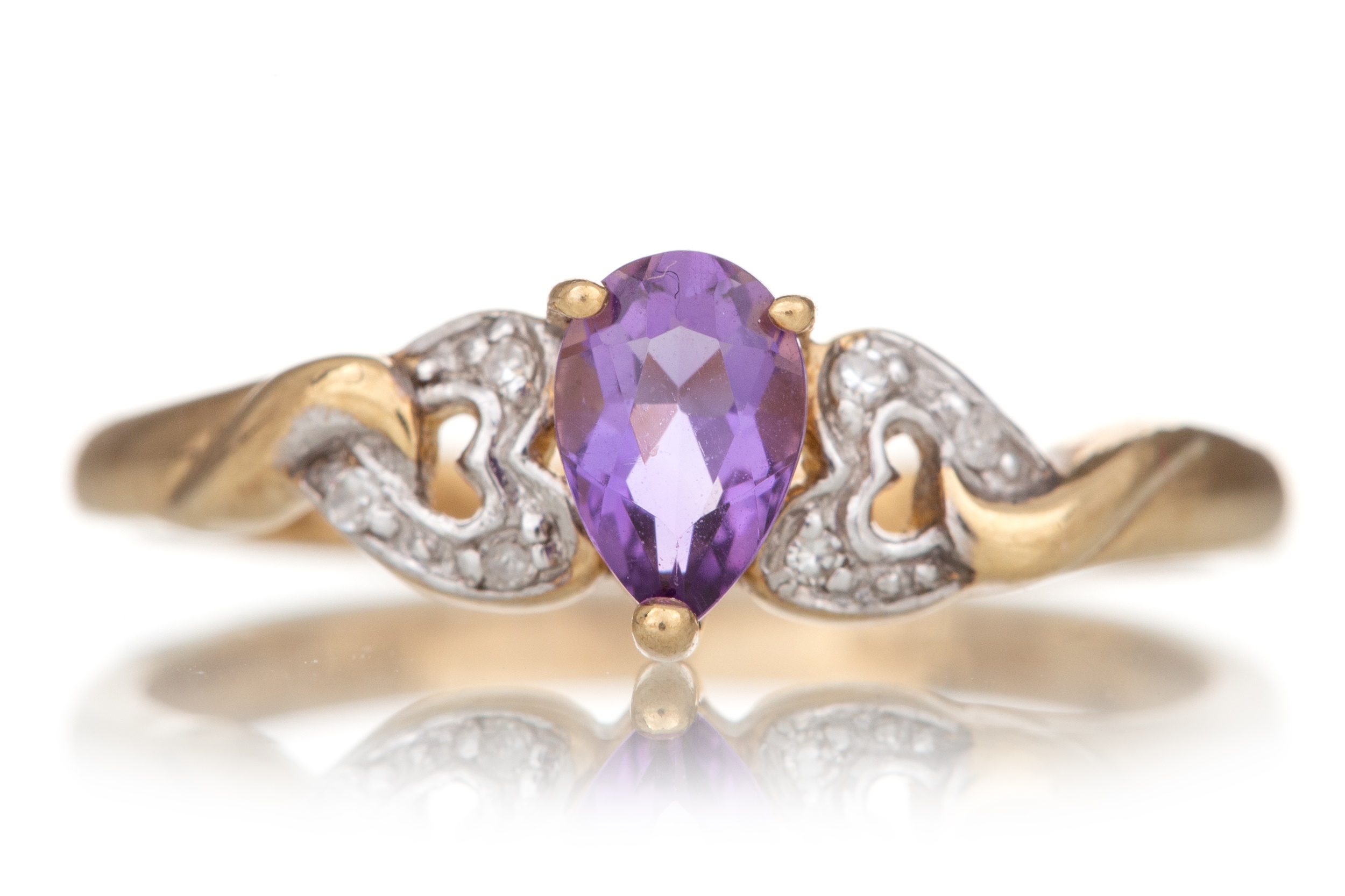 AMETHYST AND DIAMOND RING