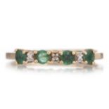 EMERALD AND DIAMOND RING