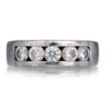 DIAMOND FIVE STONE RING