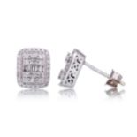 PAIR OF DIAMOND CLUSTER STUD EARRINGS