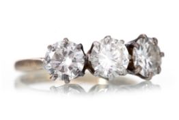 DIAMOND THREE STONE RING