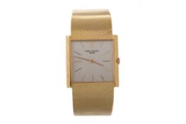 PATEK PHILIPPE EIGHTEEN CARAT GOLD MANUAL WIND WRIST WATCH