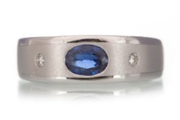 SAPPHIRE AND DIAMOND RING