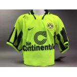 BORUSSIA DORTMUND REPLICA 1995/96 HOME JERSEY & SHORTS