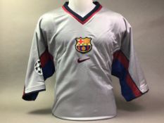 BARCELONA REPLICA 1999/00 AWAY JERSEY AND SHORTS