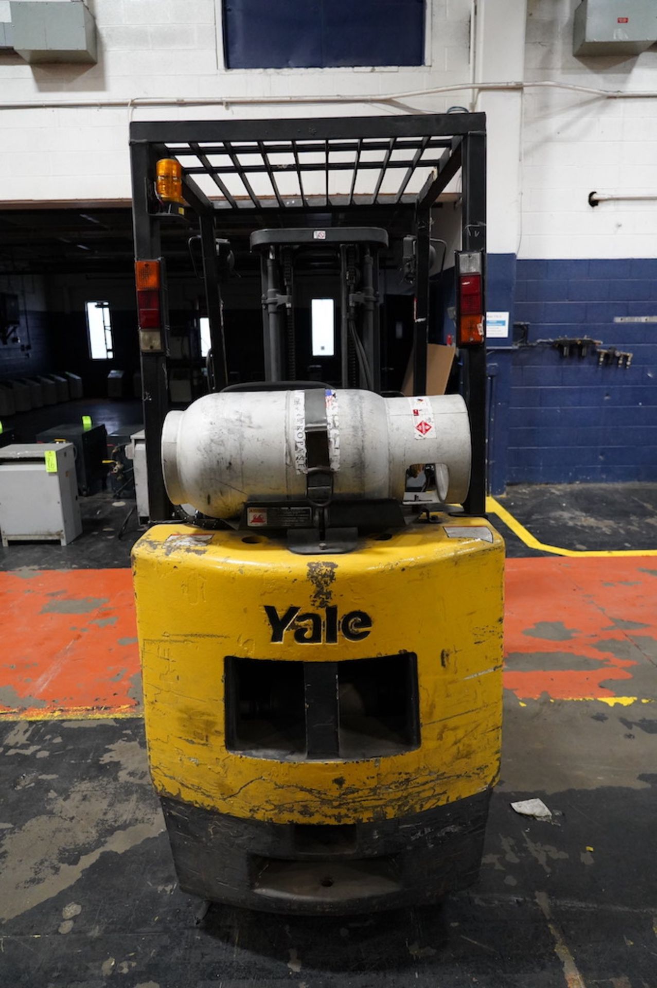 Yale 4,000 Lb Fork Lift Truck - Image 4 of 12