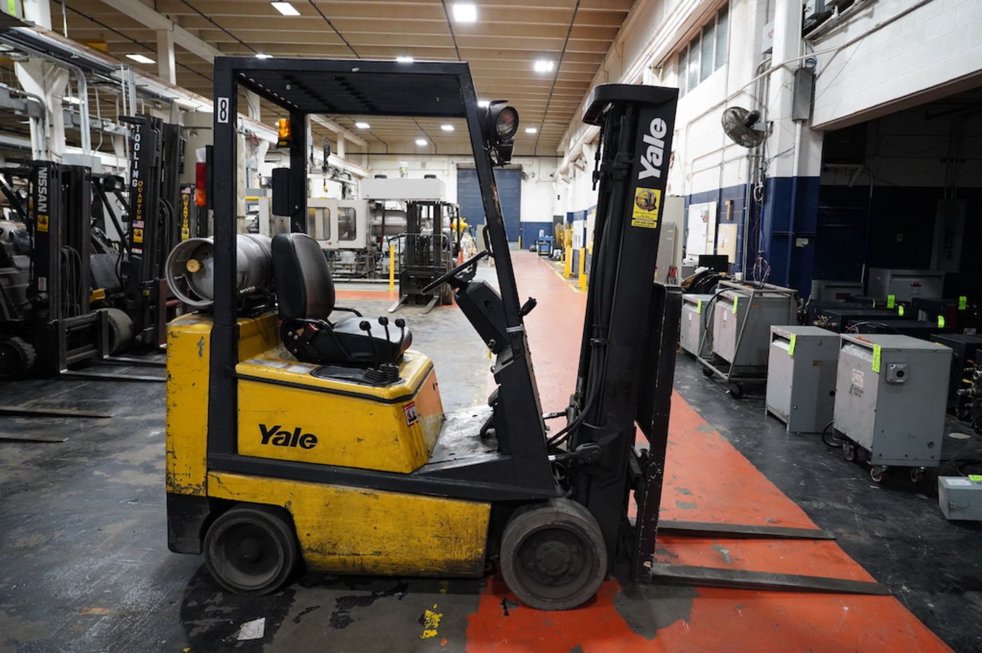 Yale 4,000 Lb Fork Lift Truck - Image 3 of 12
