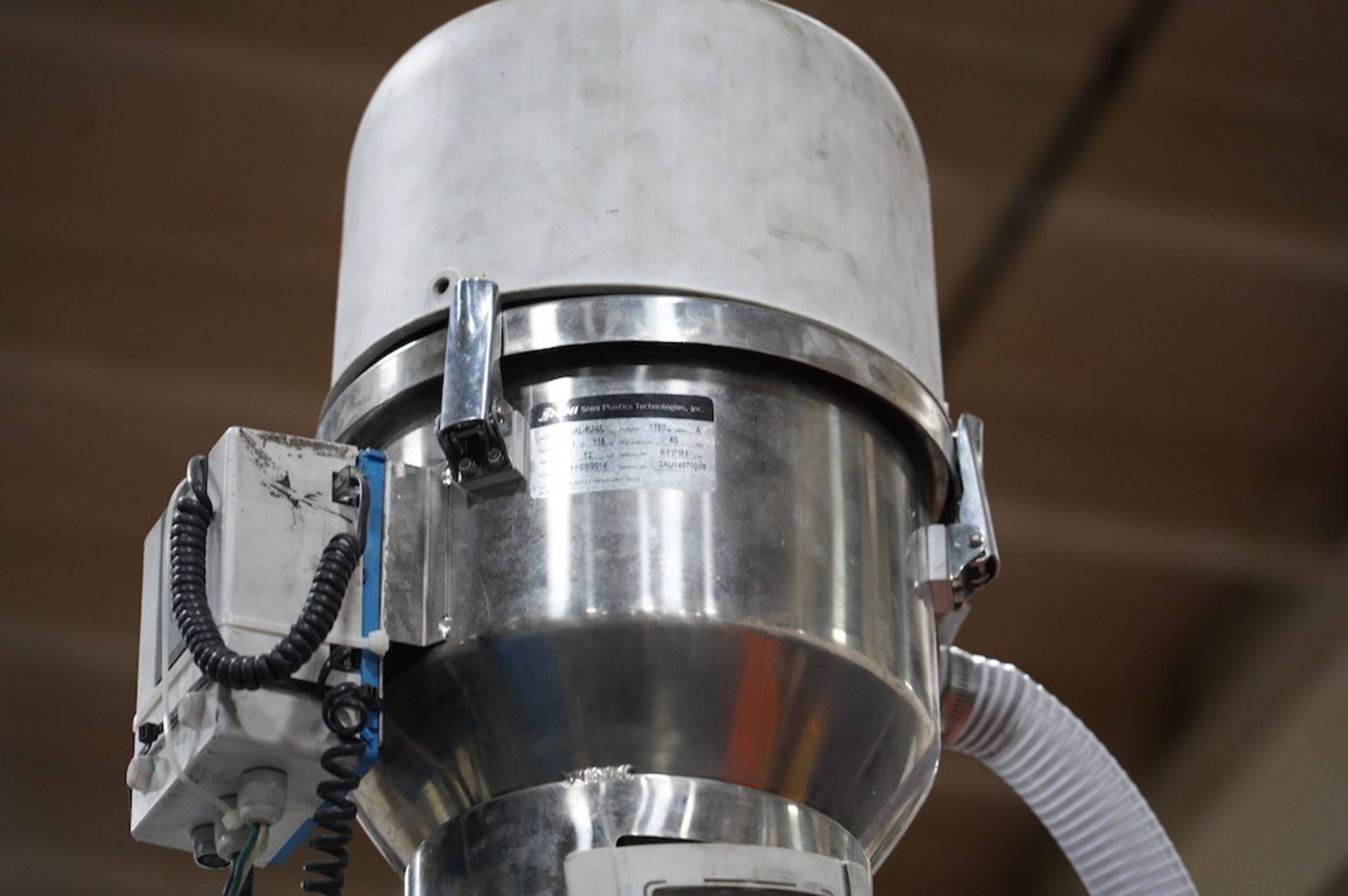 Dri-Air RH300 Stainless Steel Hot Air Drying Hopper with Shini Loader - Image 9 of 10