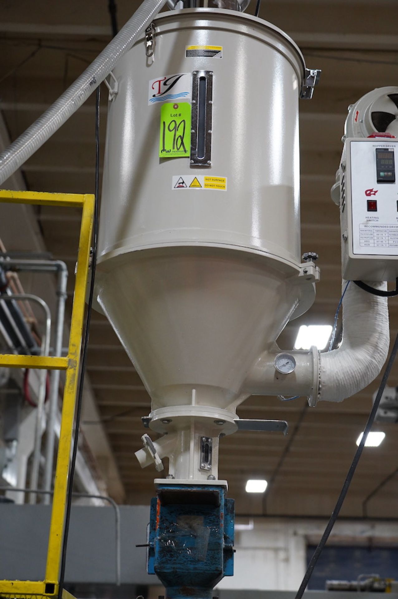 TJ XHD-100KG Hot Air Hopper Dryer, New in 2021 - Image 2 of 4