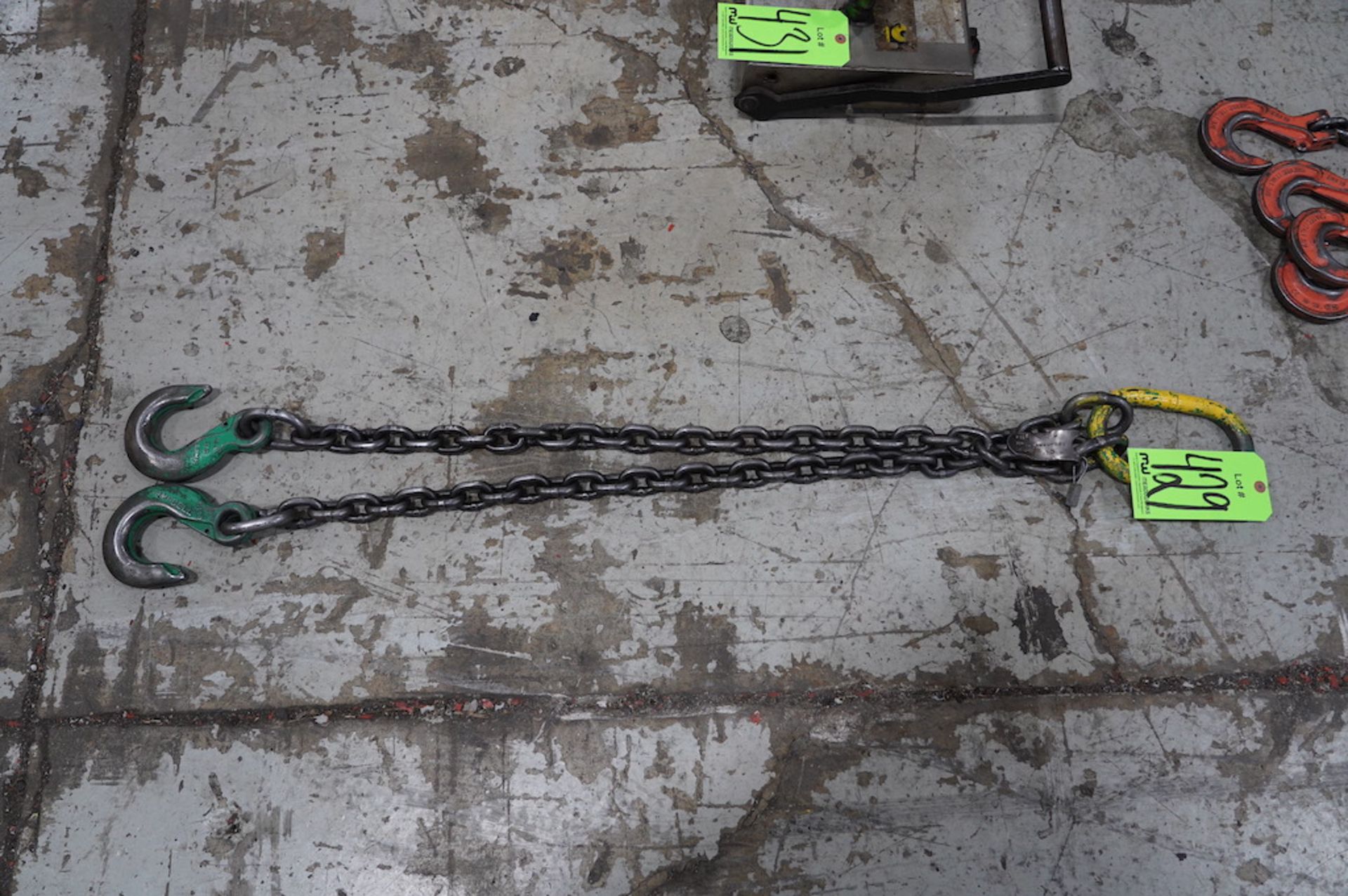 Heavy-Duty 4 Ft, 4 Hook Chain