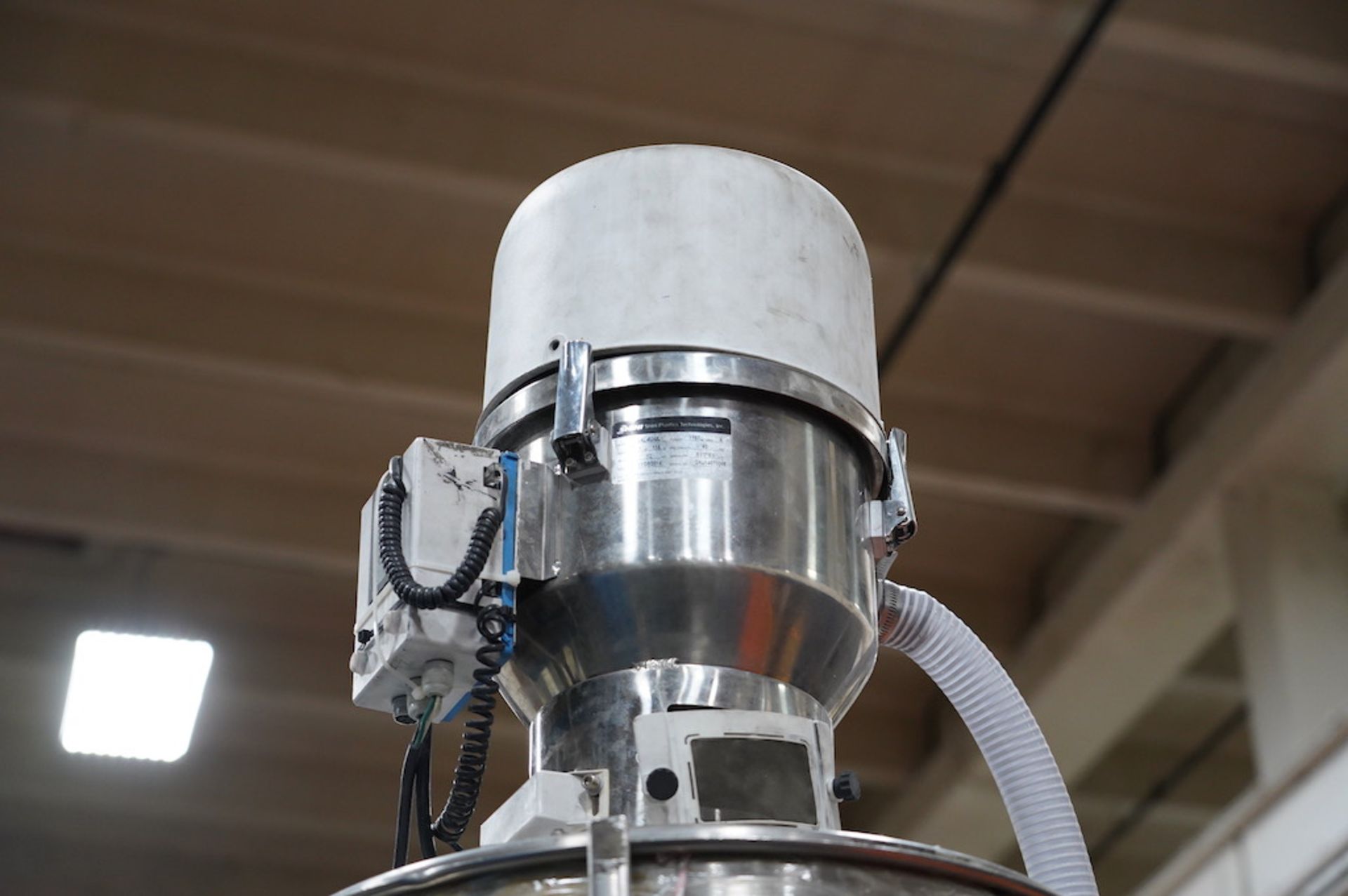 Dri-Air RH300 Stainless Steel Hot Air Drying Hopper with Shini Loader - Image 8 of 10