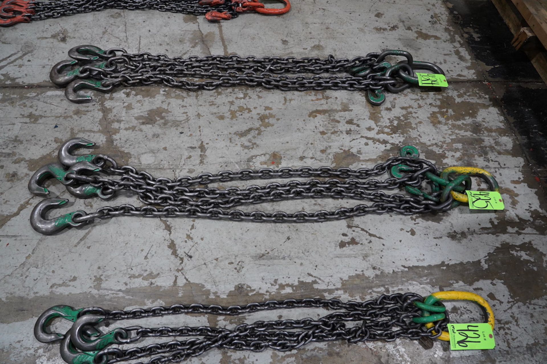 Heavy-Duty 6 Ft, 4 Hook Chain