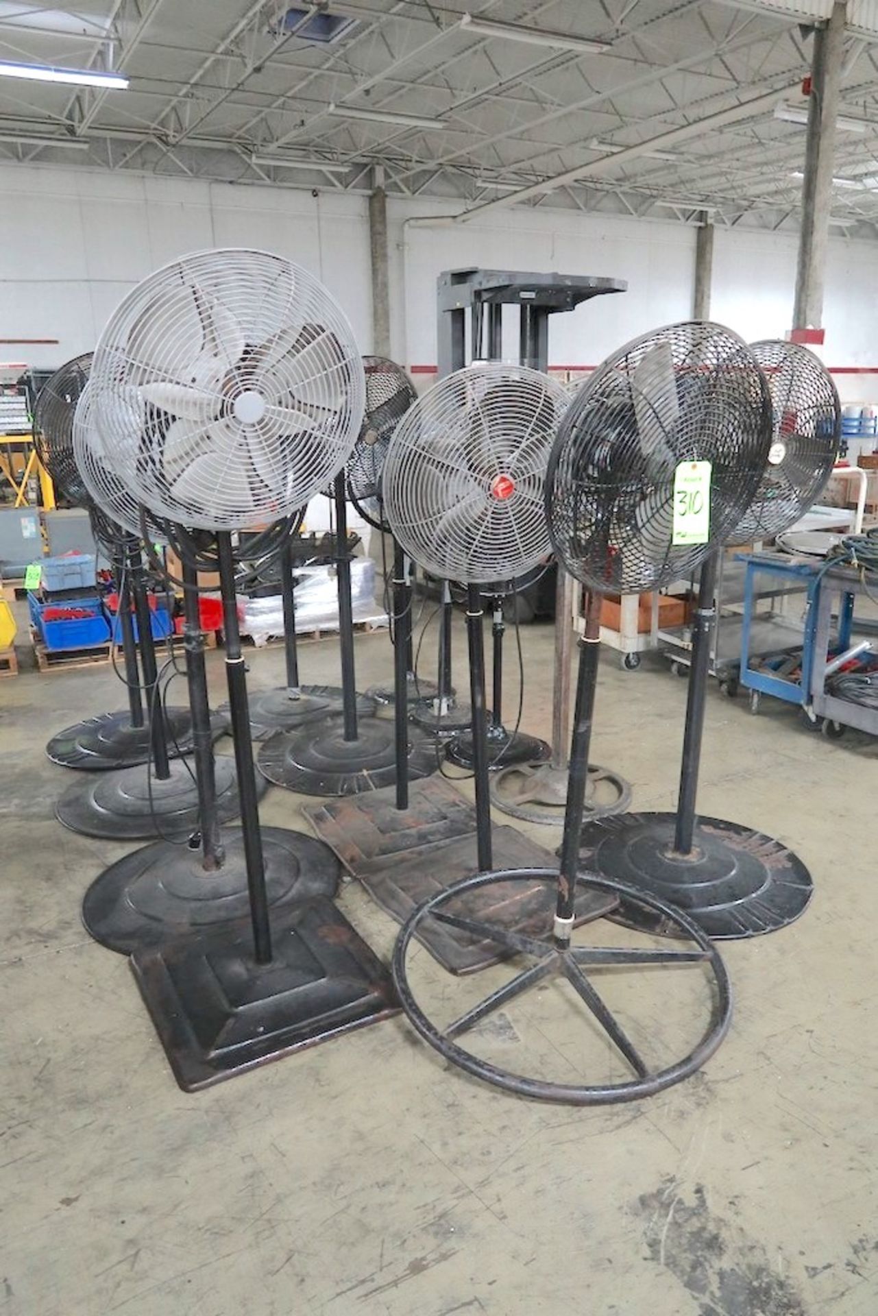 (14) Shop Fans