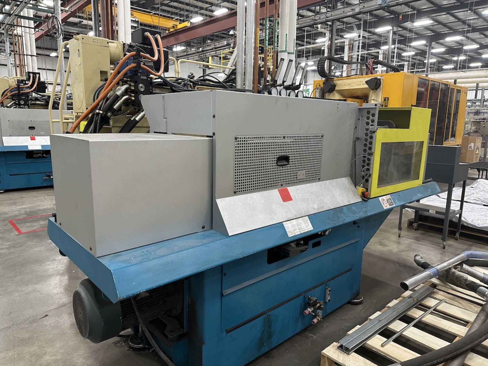 BOY 55M, 55 Ton Injection Molding Press, New in 2008 - Image 2 of 5