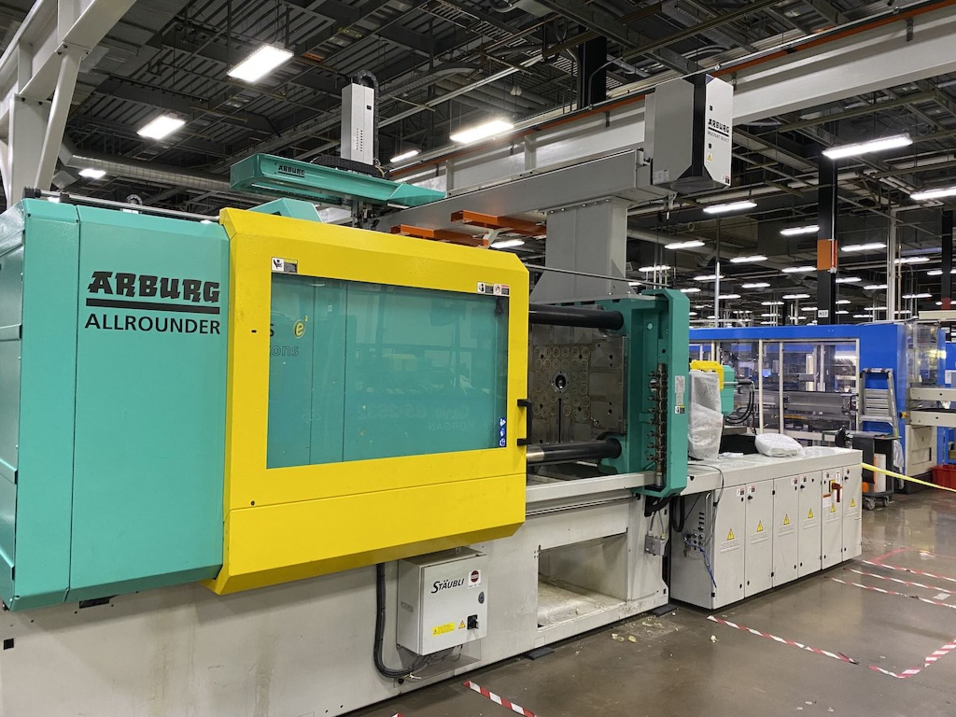 Arburg 320 Metric Ton Injection Molding Press w/Arburg Robot, New in 2015 - Bild 2 aus 10