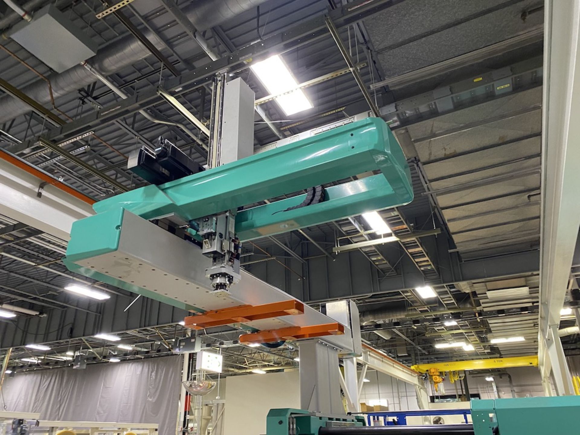 Arburg 320 Metric Ton Injection Molding Press w/Arburg Robot, New in 2015 - Bild 7 aus 10