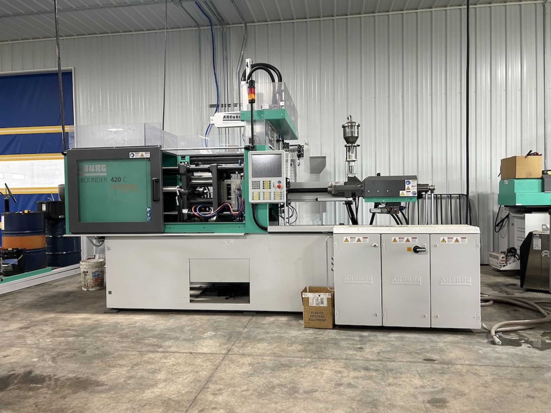 Arburg Allrounder 420C 1000-290 100 Ton Injection Molding Press, w/Robot, New in 2021