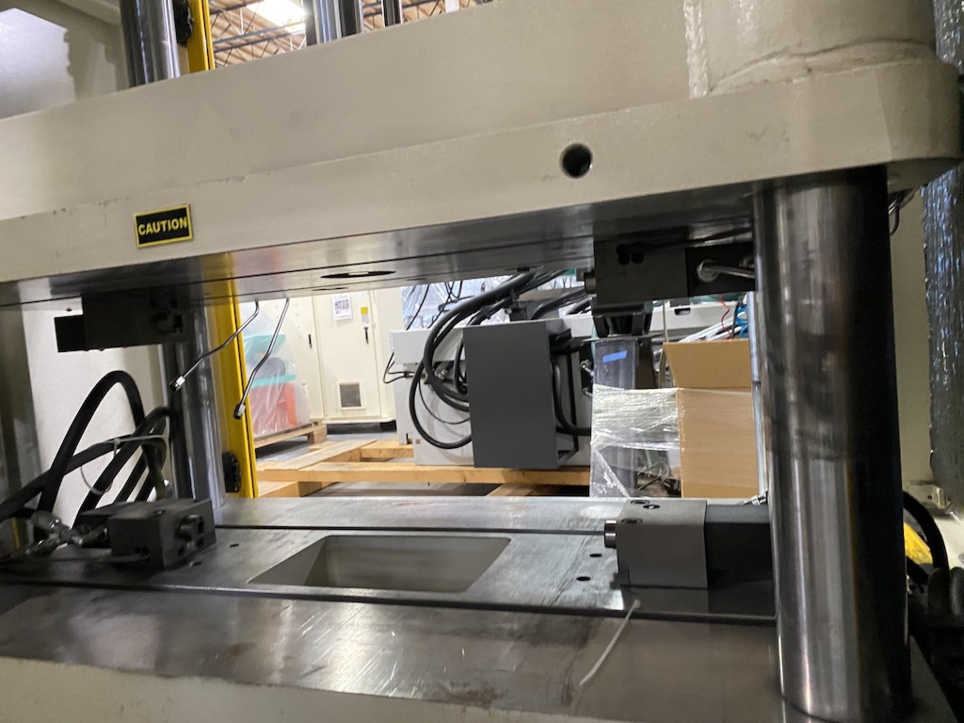 Greenerd 4D-15, 15 Ton Hydraulic Press, New in 2018 - Image 4 of 13