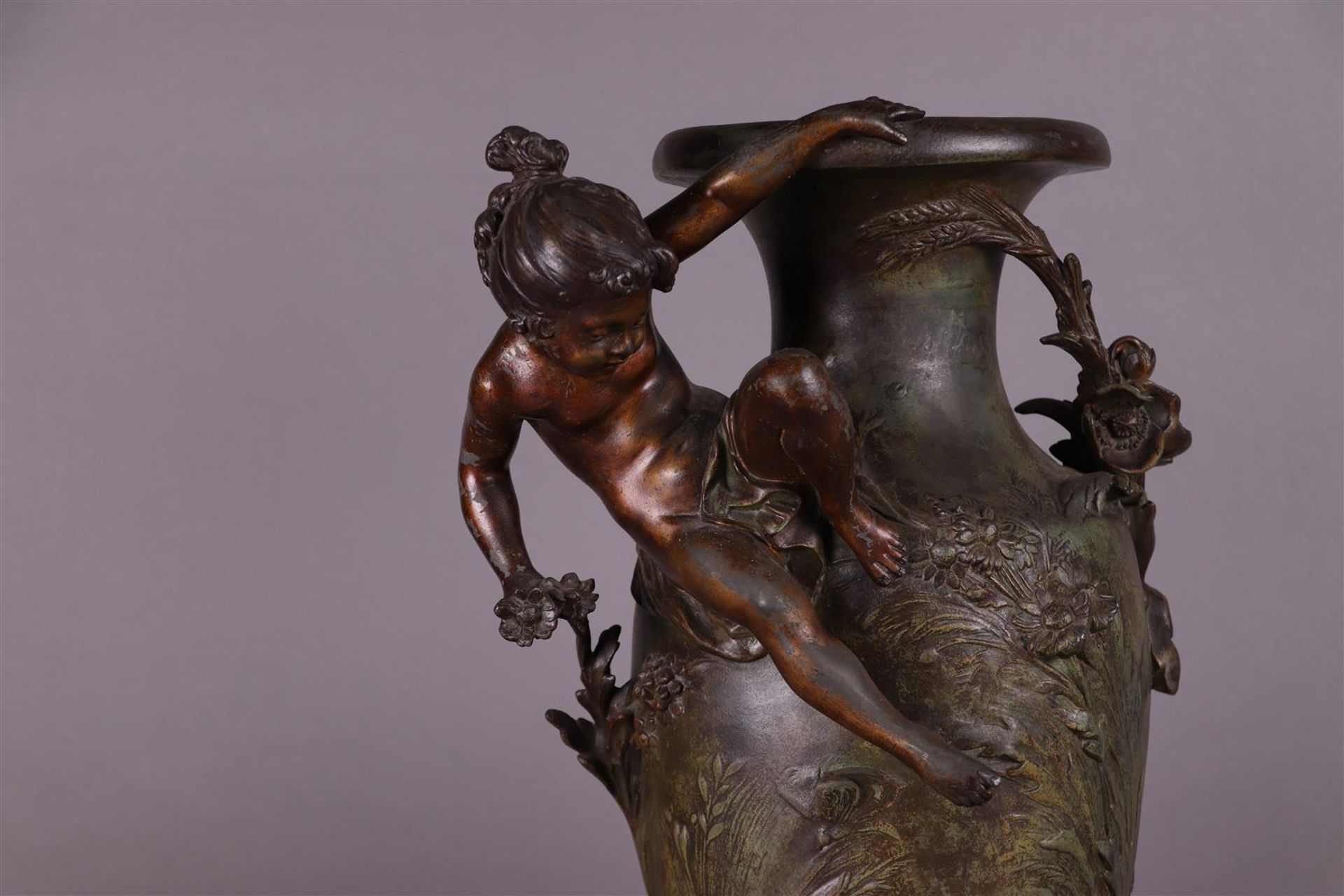 An Art Nouveau vase, after Auguste Moreau (1834 - 1917), signed "Aug. Moreau",  - Image 3 of 7