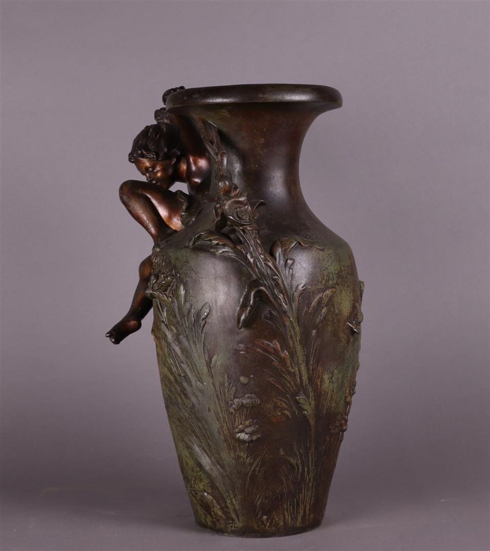 An Art Nouveau vase, after Auguste Moreau (1834 - 1917), signed "Aug. Moreau",  - Image 4 of 7