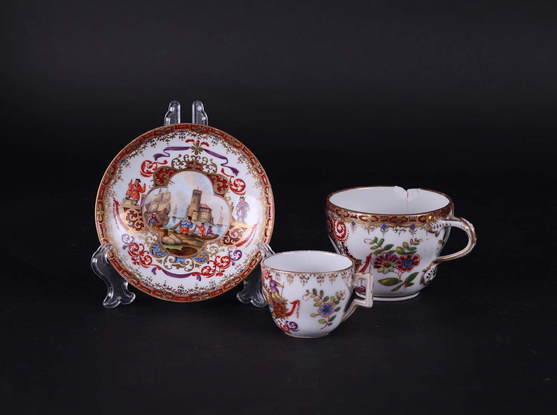 A lot consisting of a cup and saucer and a separate (tea) cup with Chine de Commande decor - Image 2 of 3