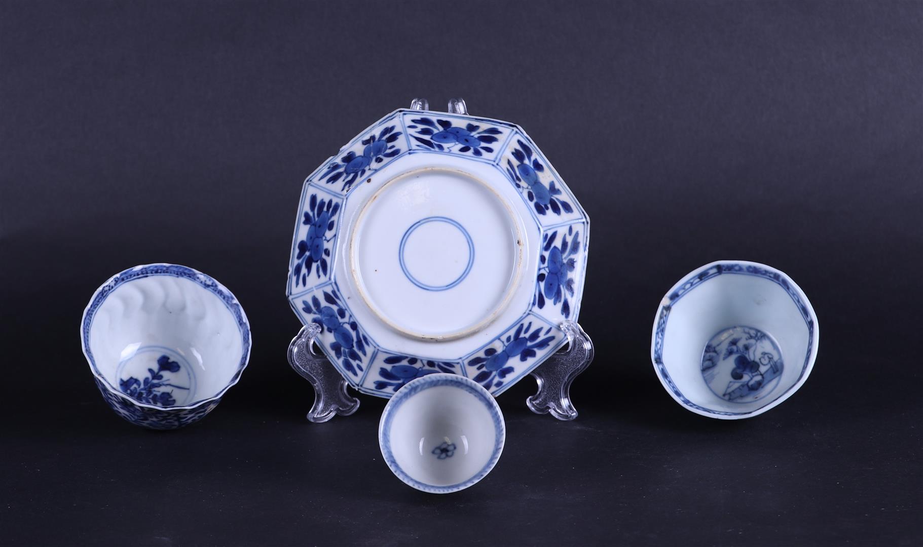 A small collection with  porcelain, a saucer, (3) various bowls, floral, long Elizas, - Image 2 of 3