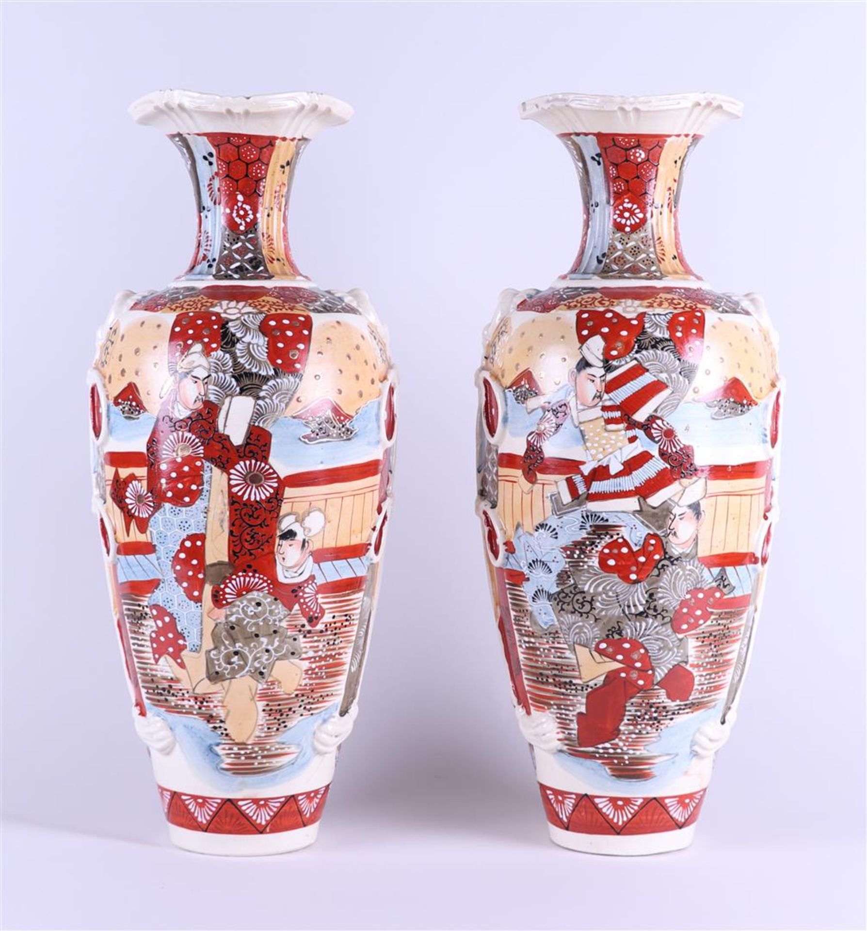 A set of two Satsuma earthenware vases decorated with various figures. Japan, circa 1900. - Image 3 of 4