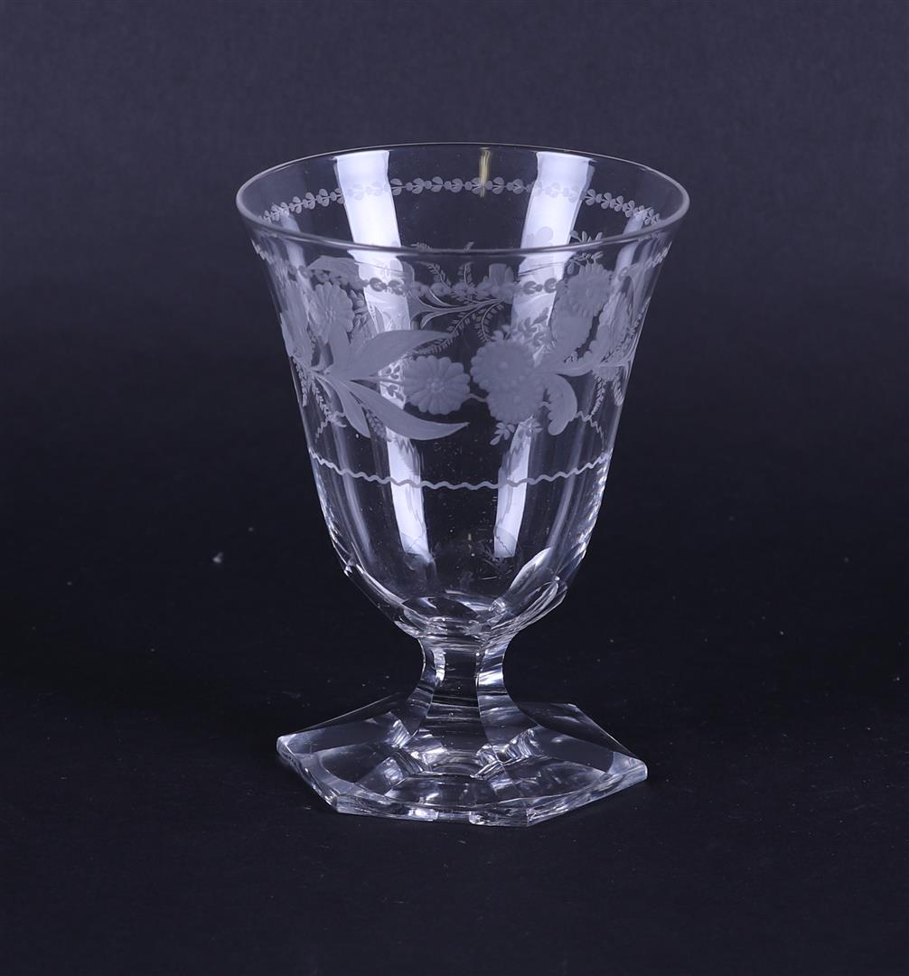 A lot of glassware including a glass Maria. 19/20th century. - Image 2 of 3