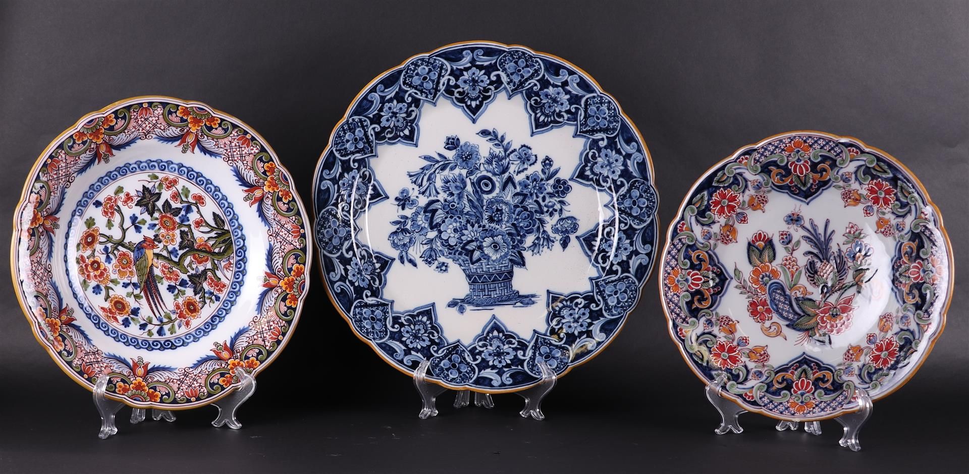 A lot of (3) large, earthenware dishes. Royal Tichelaar, Makkum.