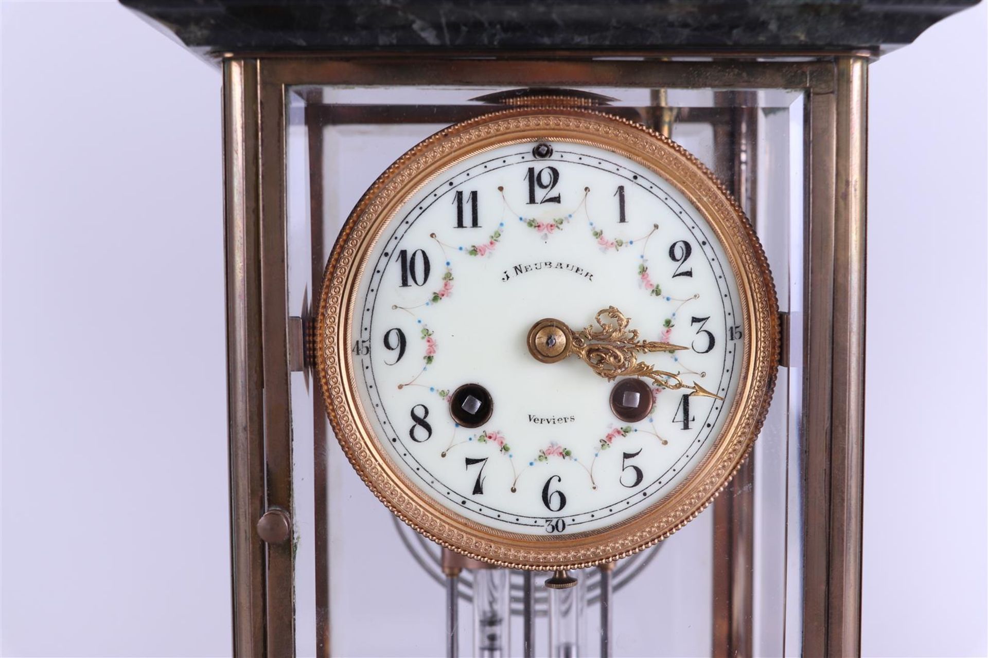 A Garniture de Cheminee consisting of a clock with cut glass walls, a mercury pendulum - Bild 3 aus 6