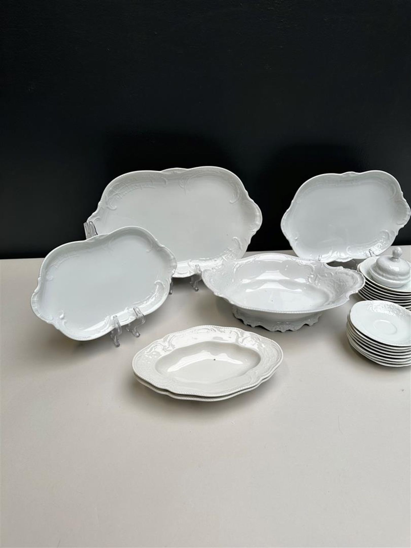 A 34-piece Rosenthal white Sanssouci part service   - Bild 2 aus 4