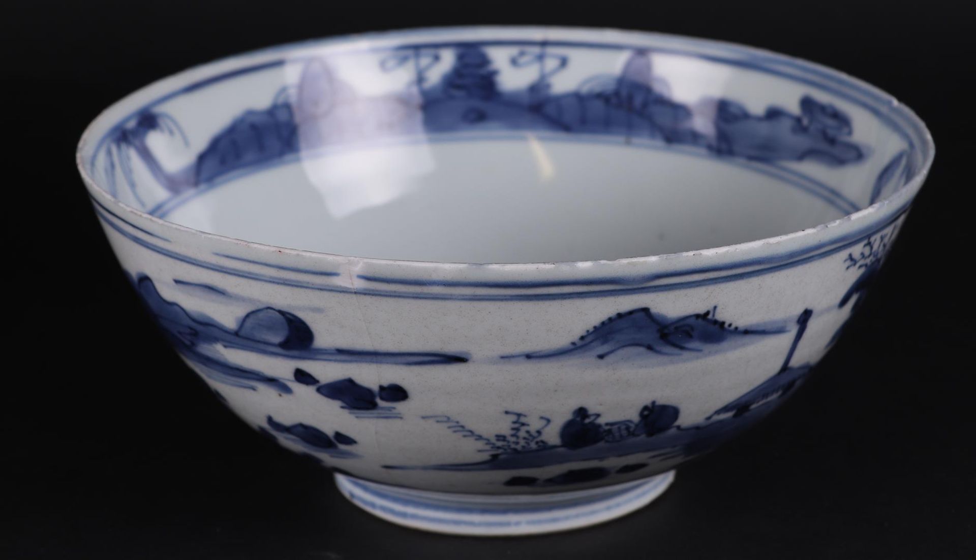 A porcelain bowl with landscape decor. China, Wanli. - Image 2 of 5