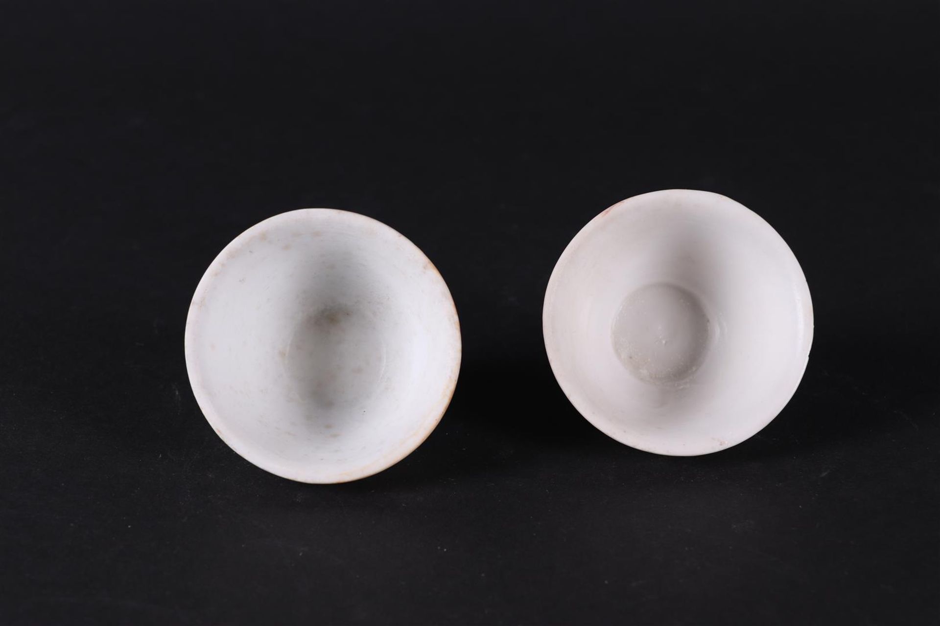 Two porcelain Blanc de Chine bowls; origin Vung Tau Cargo  - Image 3 of 6