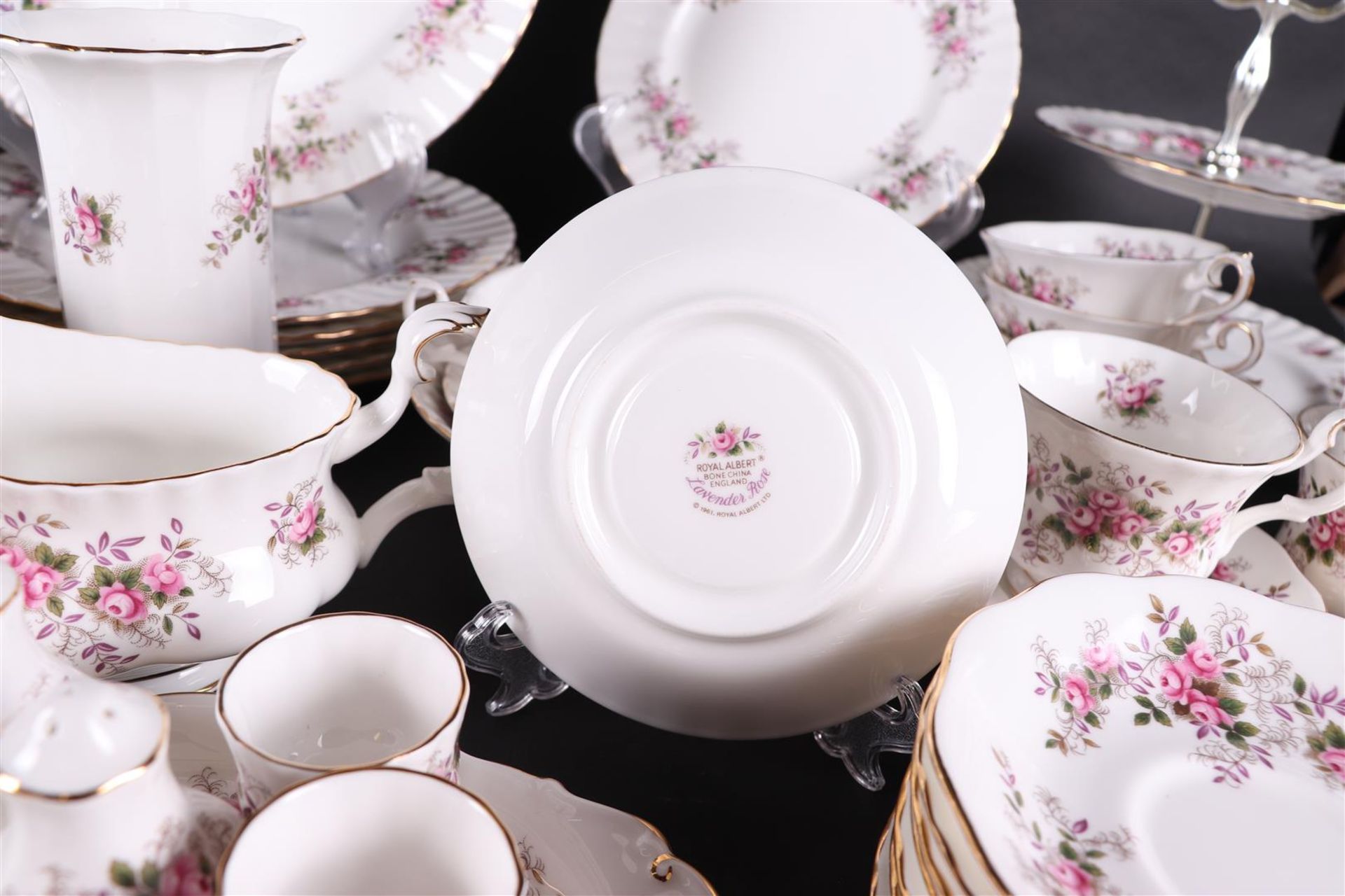 A very large and extensive Royal Albert, "Lavender Rose" service. - Image 2 of 6