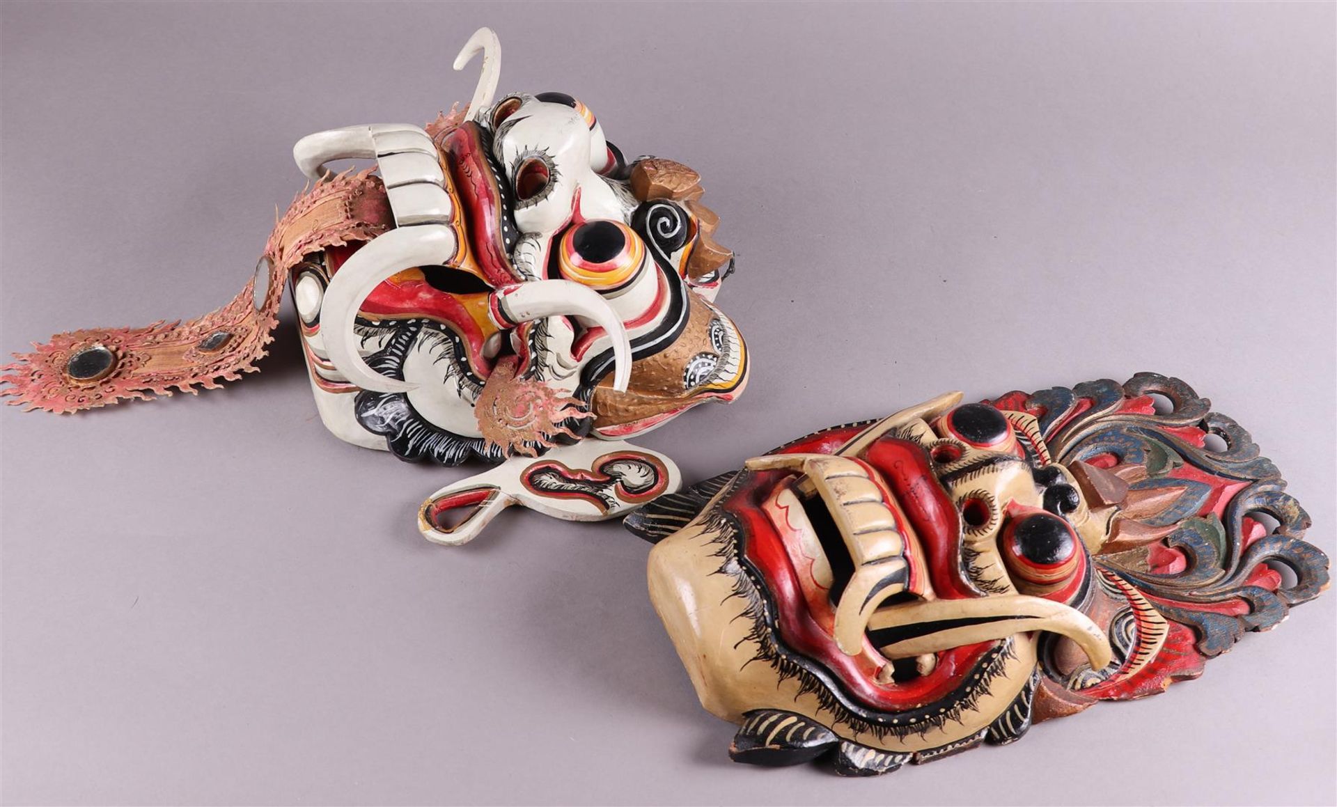 A lot with two wooden Balinese masks.20th Century.  - Image 2 of 3