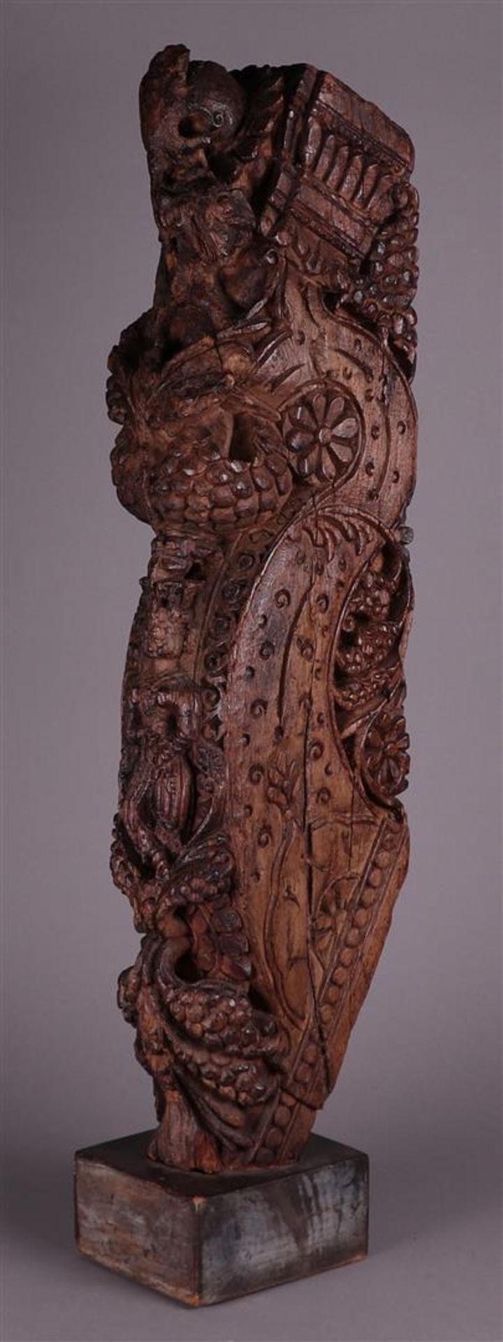 A richly carved wooden temple beam. India, 18th century or earlier. - Image 2 of 2